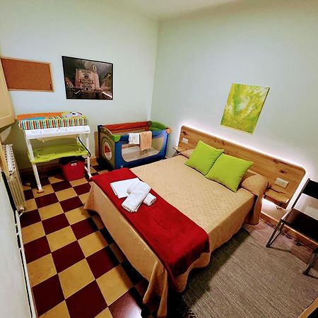 Apartmán Girona Centro 7Pax Exteriér fotografie